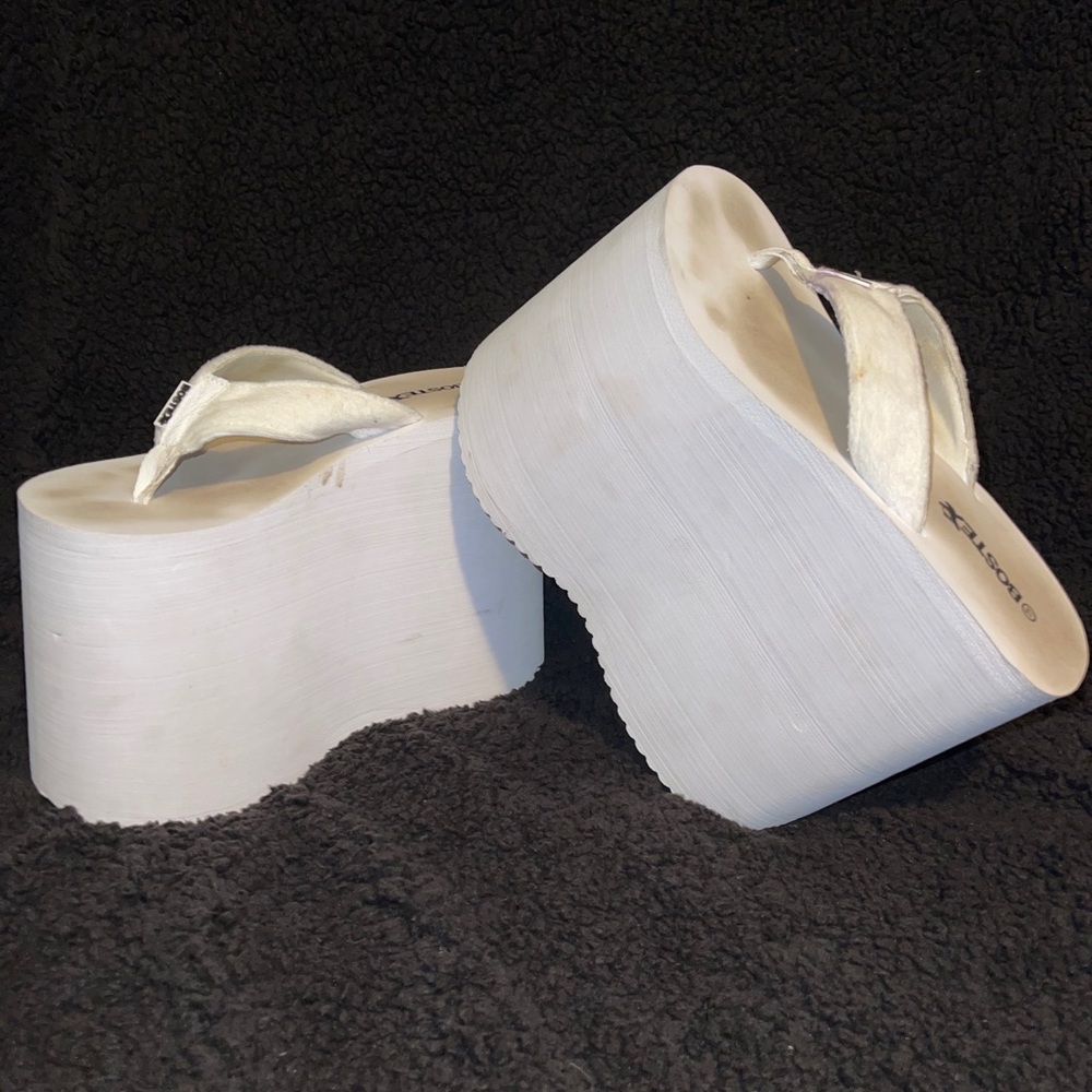 Mega Platform FlipFlops